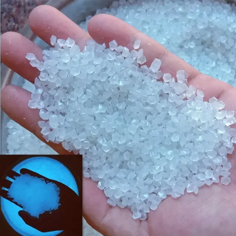 暗い小石の中で輝き、明るい砂岩、家の庭、庭、屋外の小道、芝生 - Aquarium Fish Guppy のレビューと価格